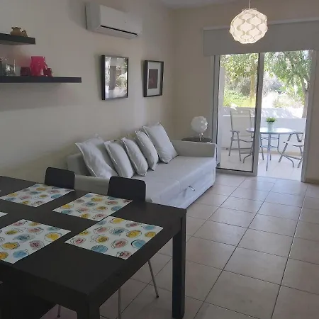 Mythical Sands Ilona بروتاراس