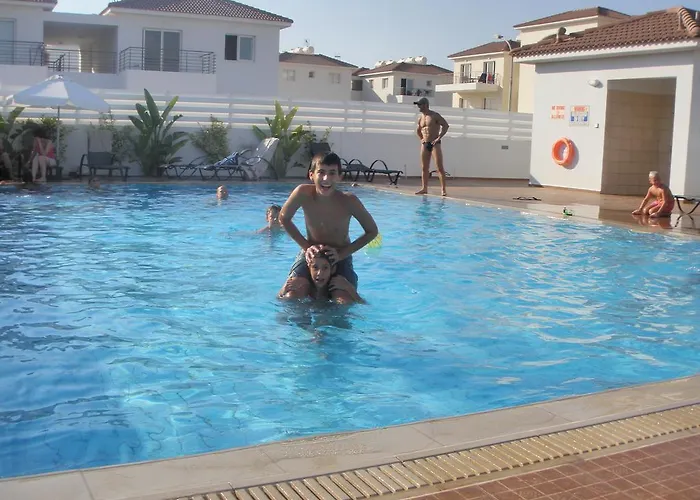 公寓 Mythical Sands Ilona For Families 普罗塔拉斯